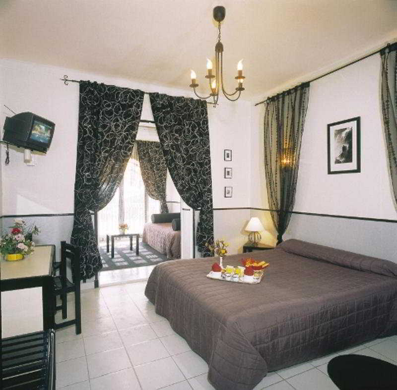 Adonis Sanary Grand Hotel Des Bains Kültér fotó